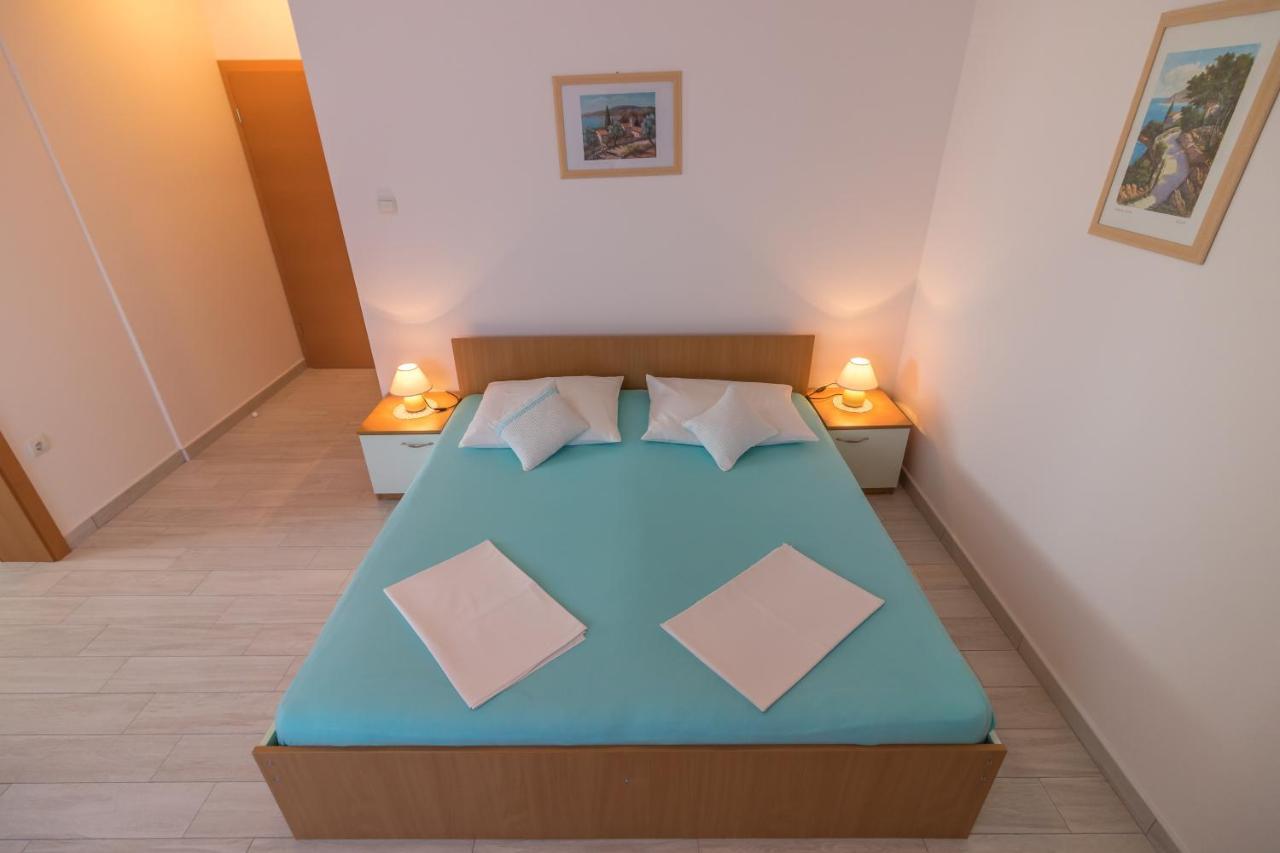 Katarina Apartments Раб Екстериор снимка