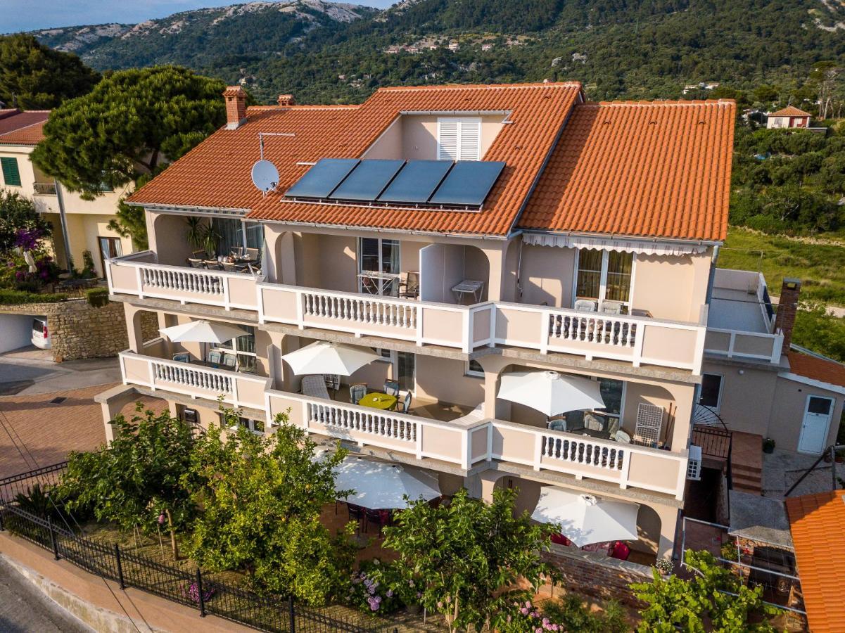 Katarina Apartments Раб Екстериор снимка