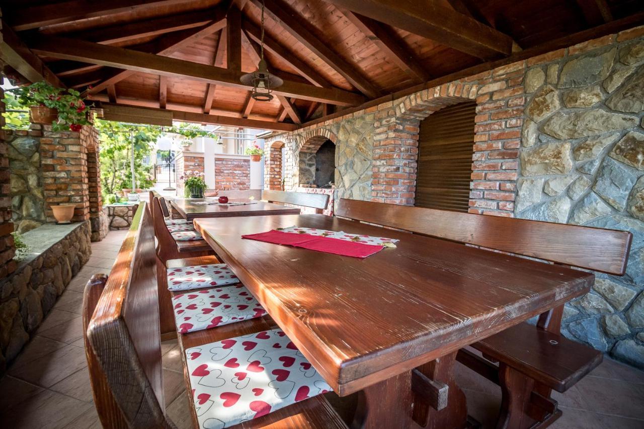 Katarina Apartments Раб Екстериор снимка