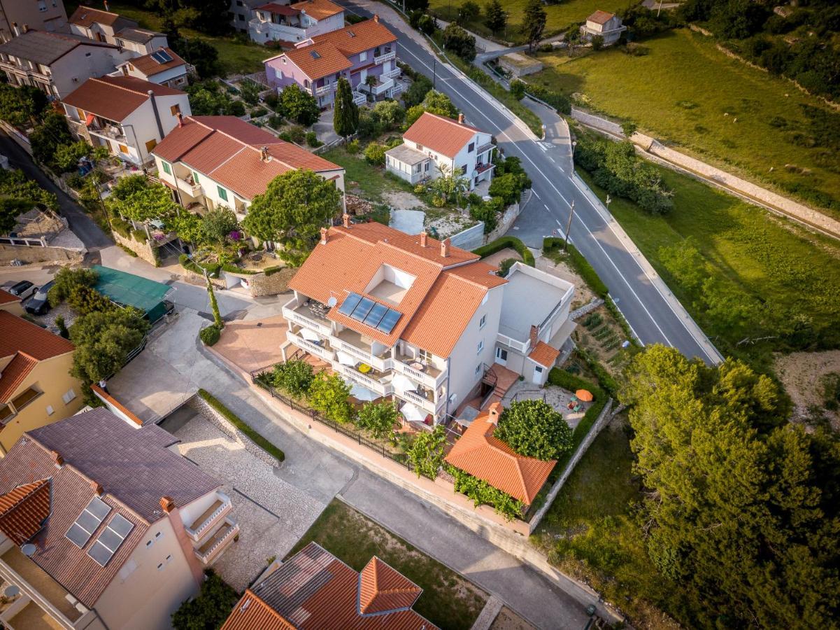 Katarina Apartments Раб Екстериор снимка