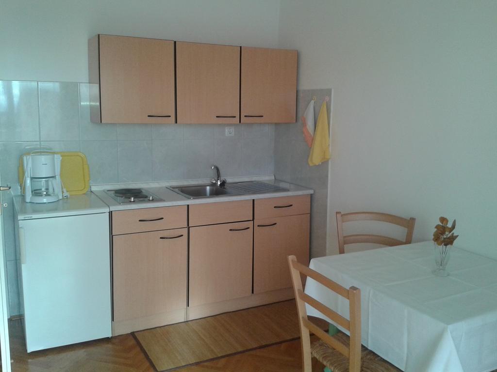 Katarina Apartments Раб Стая снимка